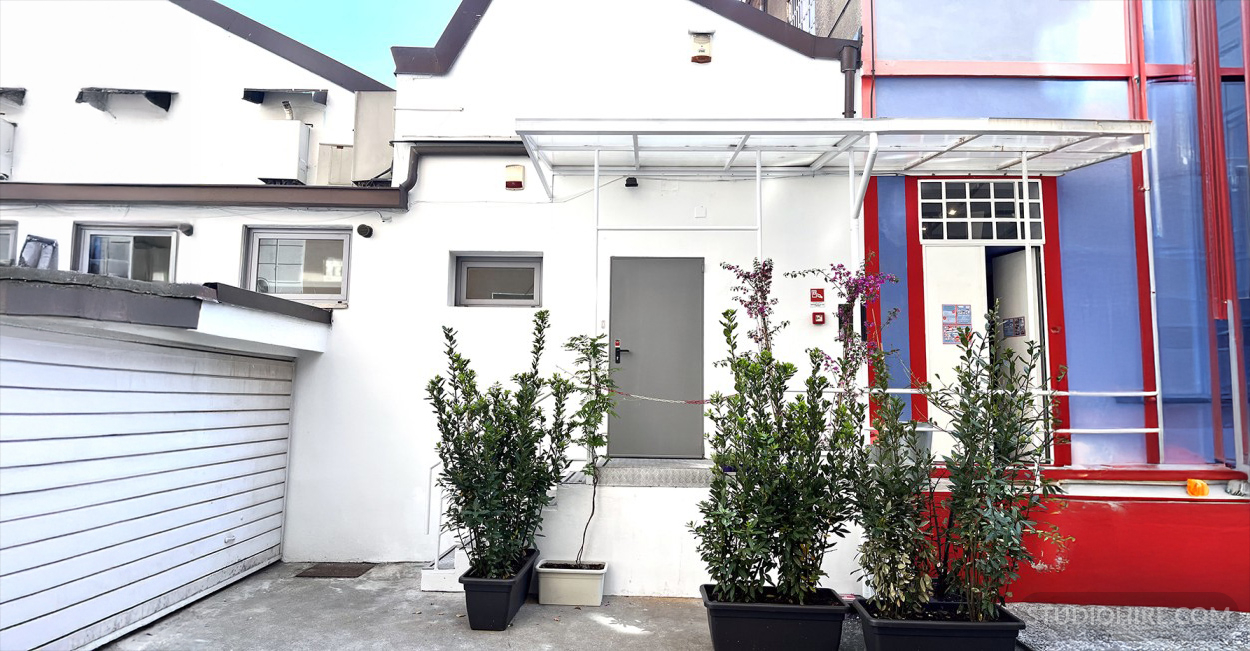 studio images